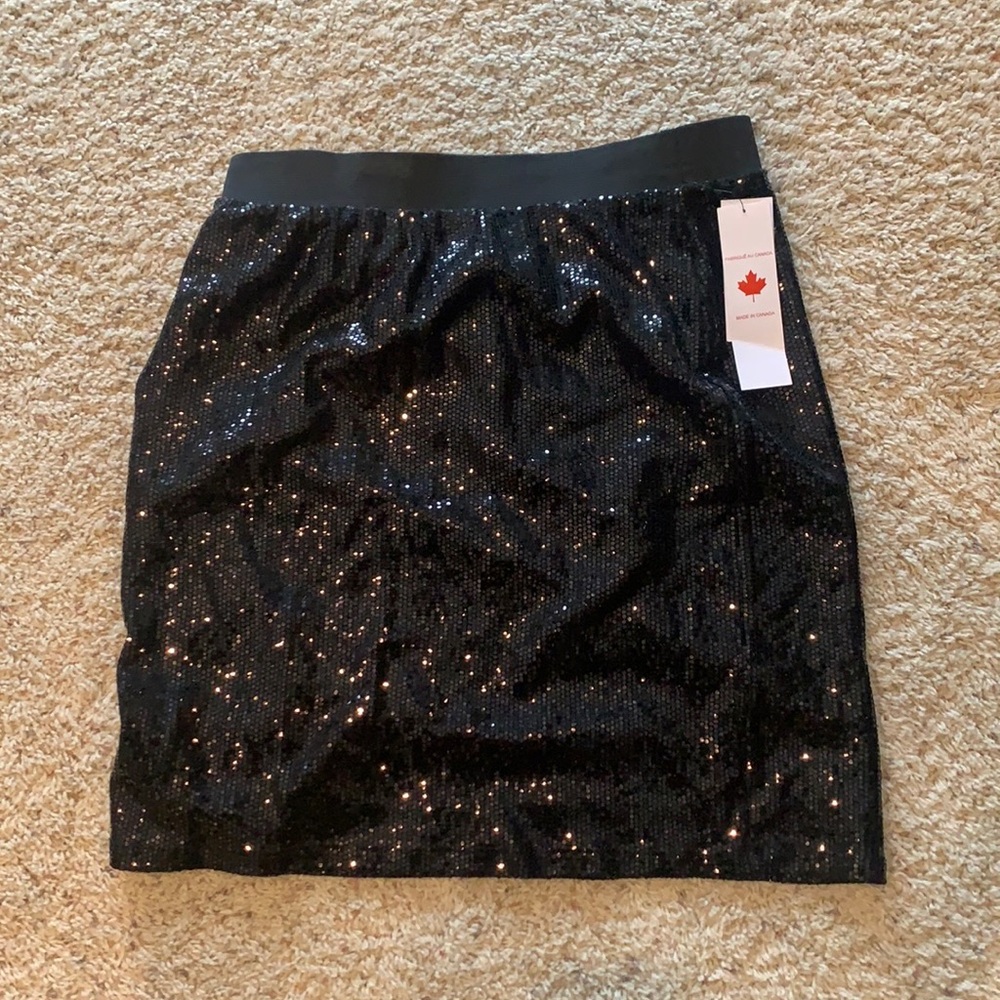 NWT Tribal Shimmery Black Pull On Skirt - Medium